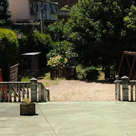 Hostal La Torre II Puente de Domingo Florez ภายนอก รูปภาพ