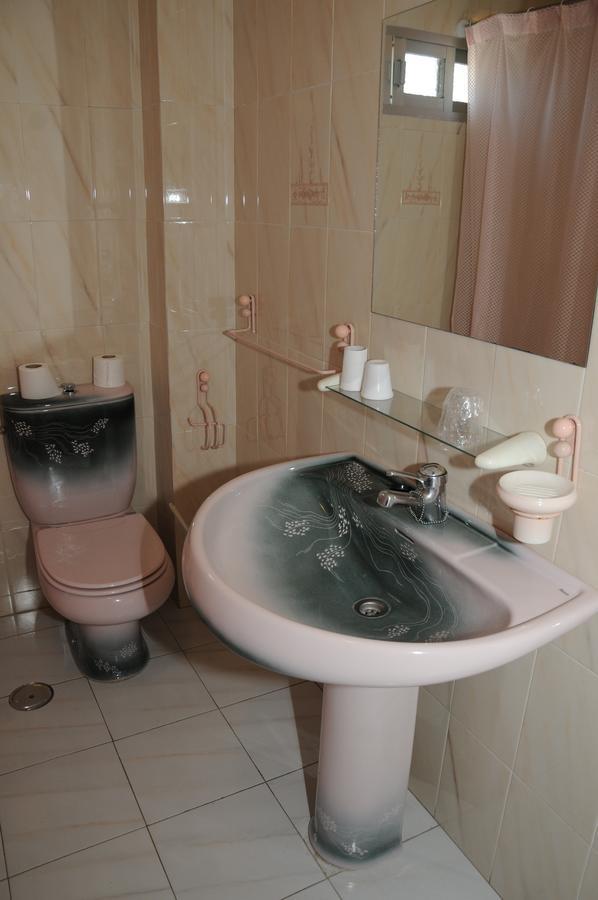 Hostal La Torre II Puente de Domingo Florez ห้อง รูปภาพ